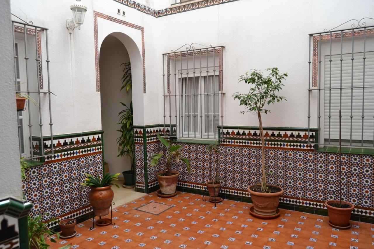 Triana Cathedral House — Photos 1